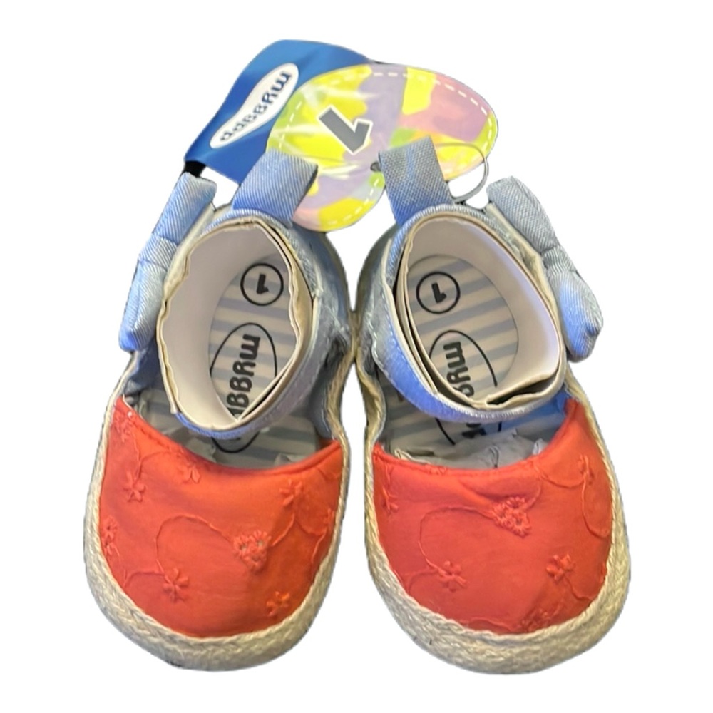 MYGGPP Baby Girls Closed Toe SandalsㅣEmbroidered Floral Canvasㅣsize 1ㅣNWT